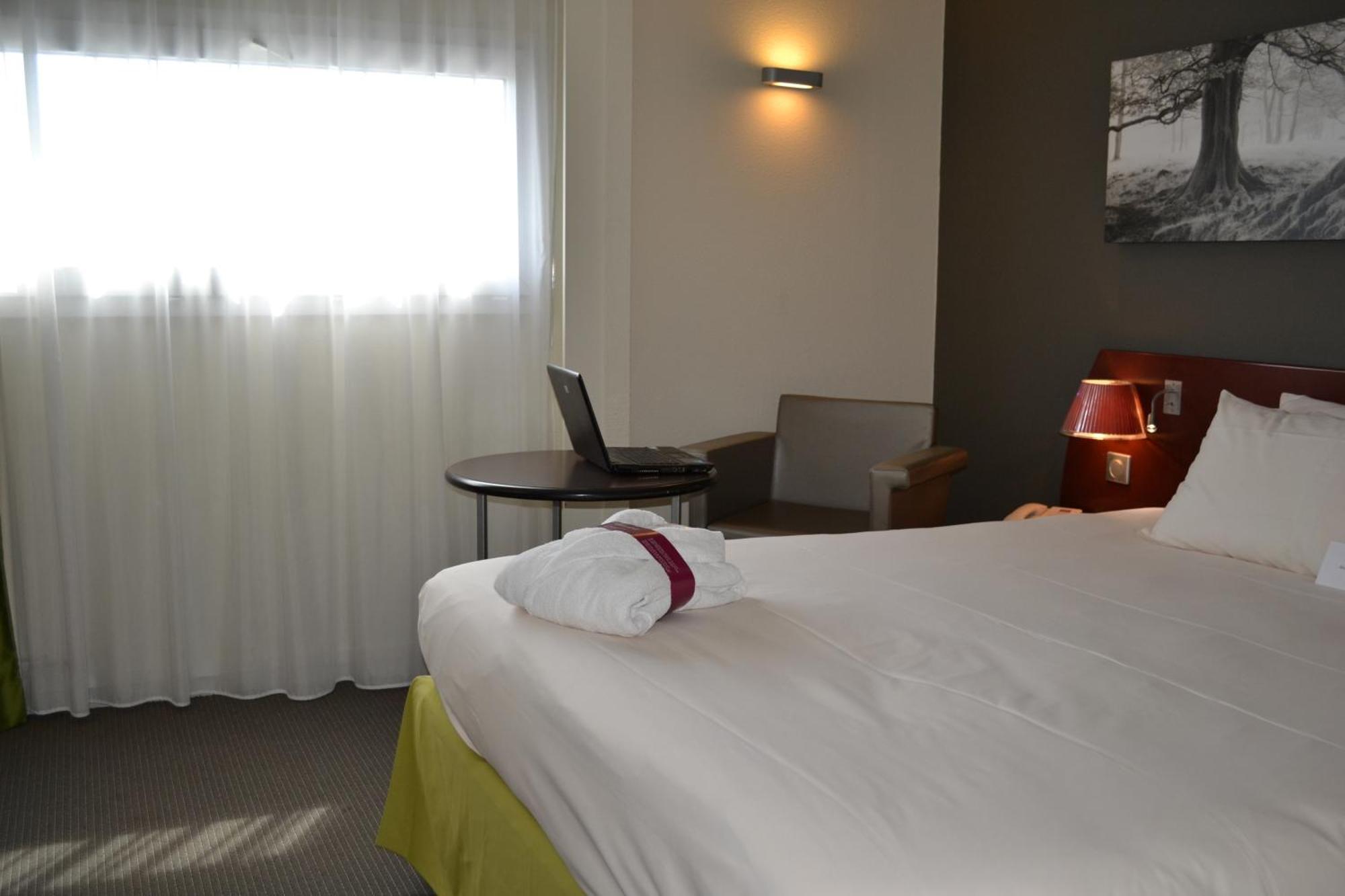 Mercure Rennes Centre Gare Exterior photo